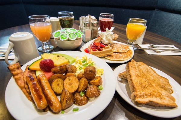 Peace River Hotel Sawridge Inn Conference Centre Complimentary Hot Breakfast Peace River Rooms
